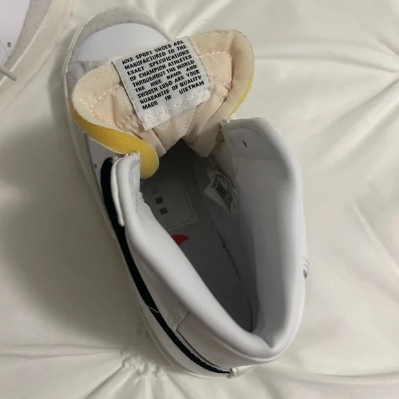 original nike blazers - Picture 5 of 6